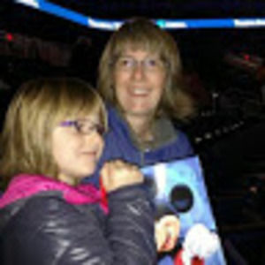 Meet your Posher, Ines